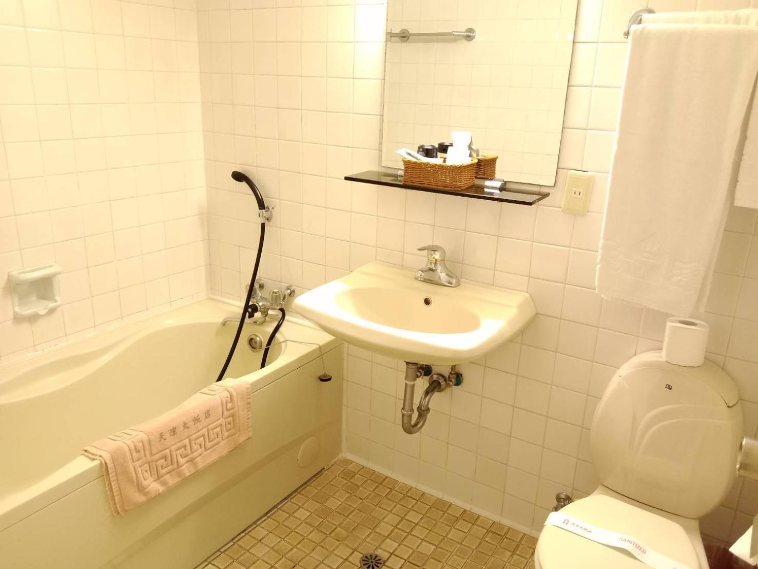 Tien Chin Hotel Тайпей Екстериор снимка